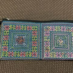 ベトナム土産 長財布 ファスナー付きポーチの画像
