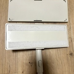 1度使用　極美品　掃除用品システム　フローリングモップ 約幅２５×奥行１０×高さ１６．５ｃｍ　　ヘッドが付け替えられる　フローリングワイパーの画像