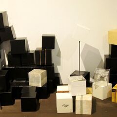 「箱を遊ぶ」ひとり遊びの時間、無能の箱と - 京都市