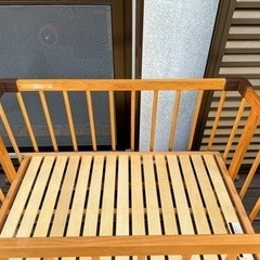 取引中　子供用品 ベビー用品 ベビーベッド、家具