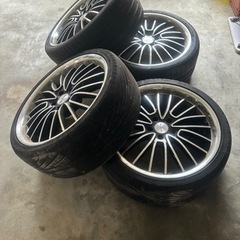 値下げ中‼️車のパーツ タイヤ、ホイール
