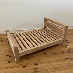 ペット用ベッド　国産杉無垢材