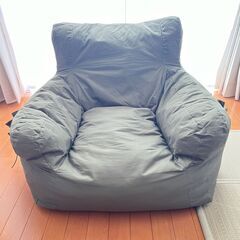 １人用アウトドアソファー（カーキ色）