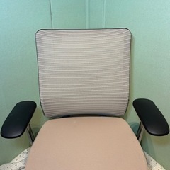 オカムラ　コーラル　ローバック　２０１３年製の画像