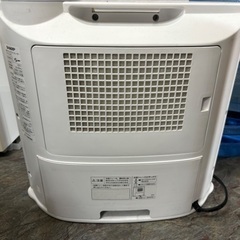4/26 14時終了予定！説明文をお読みください…超爆安！セラミックファンヒーターSHARP HX-F120の画像