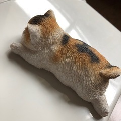 猫の置物(マグネットつき)の画像