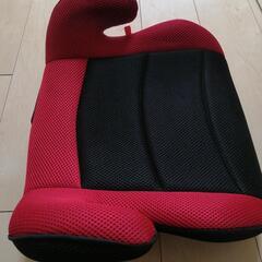 【お取引中】子供用品 キッズ用品 車用ジュニアシートの画像