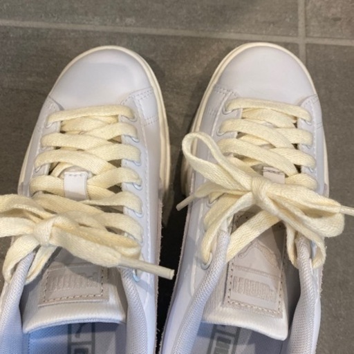 【PUMA】ウィメンズメイズミックススニーカー　22.5cm