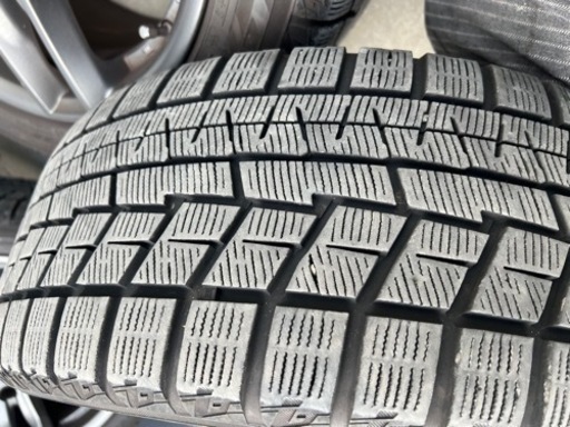 車のパーツ タイヤ、ホイール