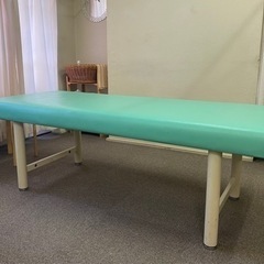 施術ベッド