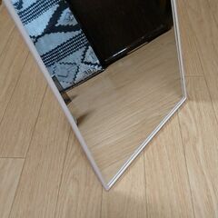 【無料】ダイソー「壁掛け&スタンドミラー」 22cm×27cm×...