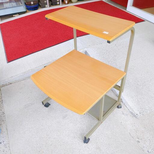 パソコンデスク★中古★家具 オフィス用家具 机【こちらは店舗です。浜村鹿野温泉ICから3分 買取本舗 宮本リサイクル 営業時間9～19時 定休日水曜のみ】