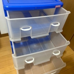 ３段衣装ケースの画像
