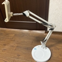スマホ、タブレットスタンドの画像