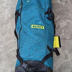 カイトサーフィン　ギアバッグ　ゴルフバッグの画像