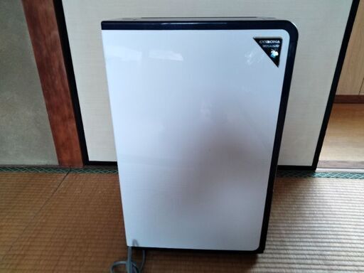 コロナ　衣類乾燥除湿機