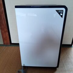 コロナ　衣類乾燥除湿機