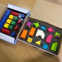 おもちゃ 磁石で積み木2セットの画像