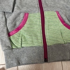 100㎝　NIKEパーカー
の画像