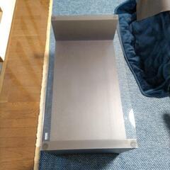 ガラステーブル の画像