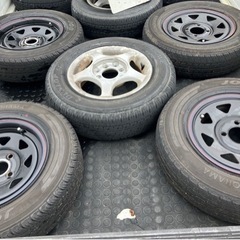 車のパーツ タイヤ、ホイール(お取り引き中)