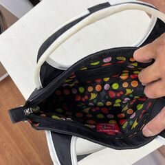 リサイクルショップどりーむ天保山店　No12047　ショルダーバック　肩掛けカバン　オシャレデザインの画像