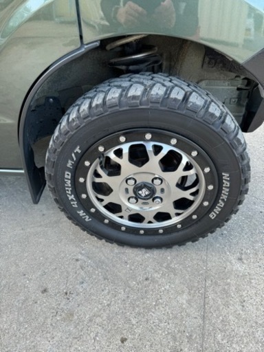 車のパーツ タイヤ、ホイールセット