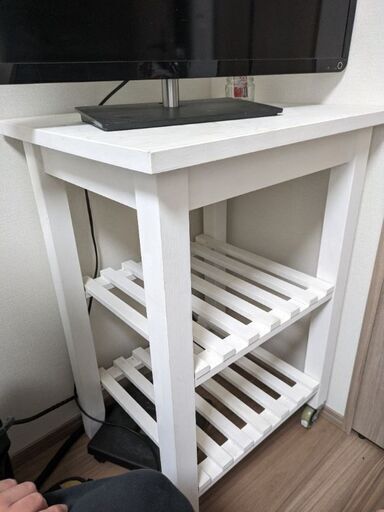 イケアの棚(白く塗装済み)