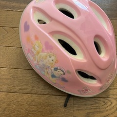 ヘルメット
