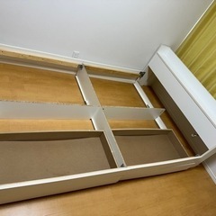 ダブルベット　収納コンセント付き　白　フレームのみの画像