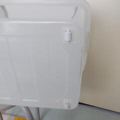 押し入れ収納ケースの画像