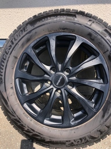 車のパーツ タイヤ、ホイール