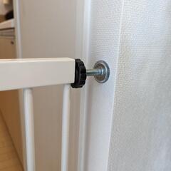 【無料】差し上げます 白のベビーゲート 簡単取り付け出来ますの画像