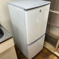 シャープ　冷蔵庫の画像