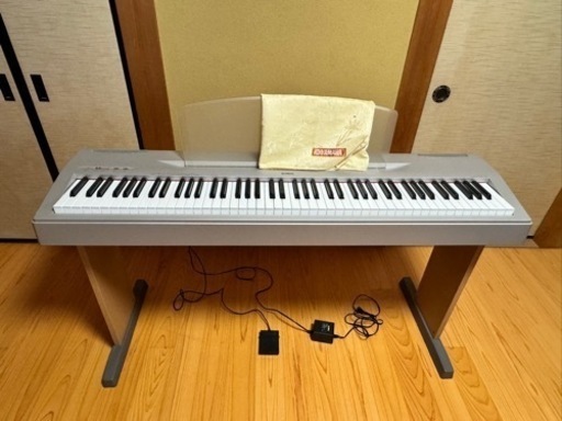 Yamaha P-60 ホワイト電子ピアノ YAMAHA 電子ピアノ P-60 88鍵盤 スタンド付 楽器・機材