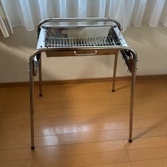 美品ステンレスバーベキューコンロ　高さ36/70cm