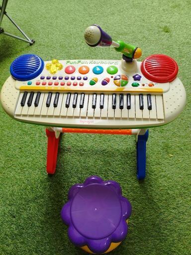 こどもピアノ　おもちゃ 楽器玩具