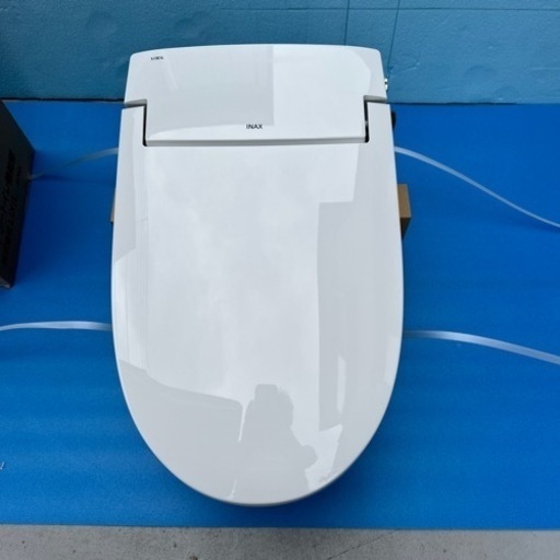 LIXIL タンクレストイレ　サティスS　2022年製