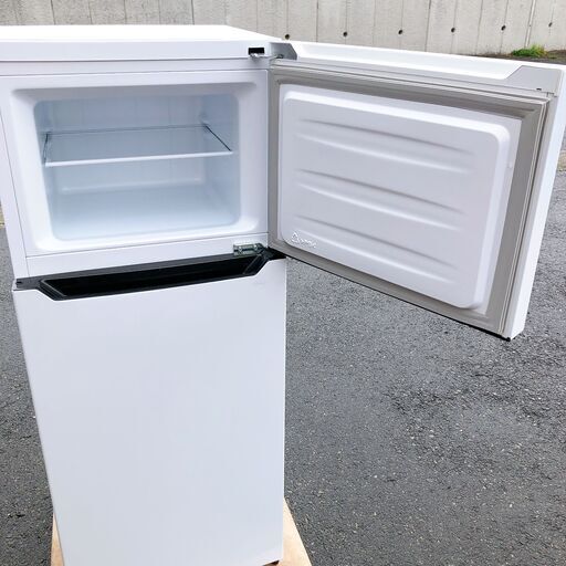 ハイセンス✨2ドア冷蔵庫✨HR-B1201✨上が冷凍 120L✨2020年製✨動作確認済(保証３ヵ月）・洗浄・除菌済み✨USED品✨サイズ：（約）幅48×奥行51×高さ118ｃｍ【こちらは店舗です。浜村鹿野温泉ICから3分 買取本舗 宮本リサイクル 営業時間9～19時 定休日水曜のみ】