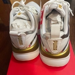 レディース プーマ 25cmの画像