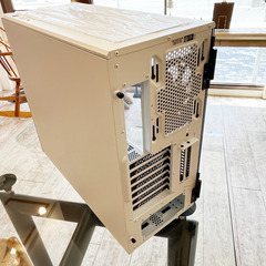 美品 コルセアパソコンケース Carbide 678C ATX ミドルタワーケース 白 Corsairの画像