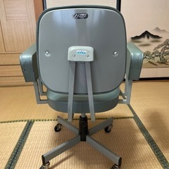 家具 オフィス用家具 いすの画像