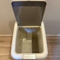 ニトリ ゴミ箱 45Lの画像