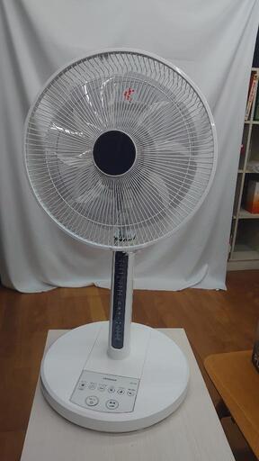 日立扇風機 HEF-130M【使用感の無い 2020年製 リモコン無し 中古価格】