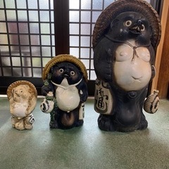 たぬきの置き物大、中、小3点
