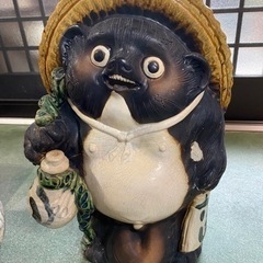 たぬきの置き物大、中、小3点の画像