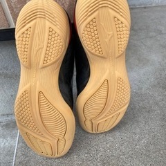 MIZUNO フットサルシューズの画像