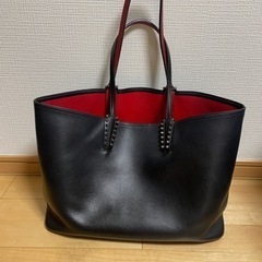 ルブタン　バッグ バッグ トートバッグ