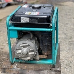 【セール中】デンヨー発電機　2600U2  2.2kVA 作動品