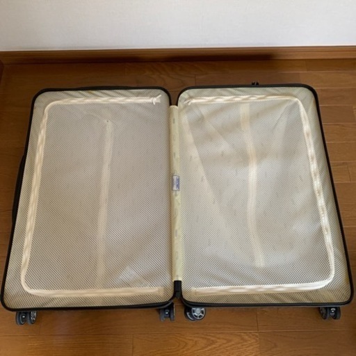 RIMOWAスーツケース